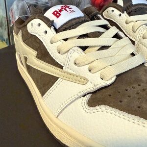 Bape Sta “Reverse Mochas" never worn dead stock no box 100% authentic